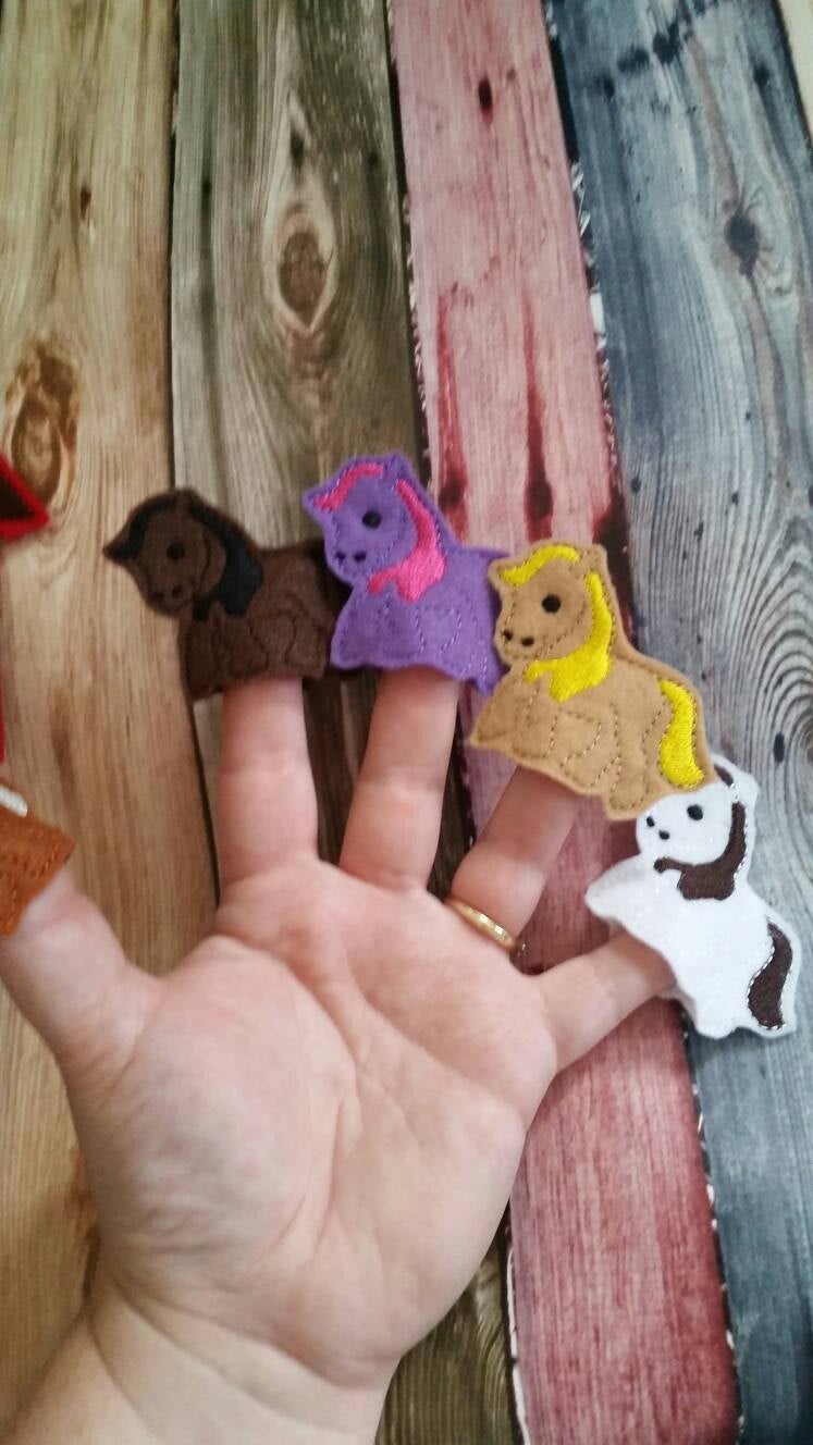 Horse Finger Puppets - Barn Shaped Storage Bag - Free Personalization - Quiet Toy - Busy Bag - Activity Bag - custom colors