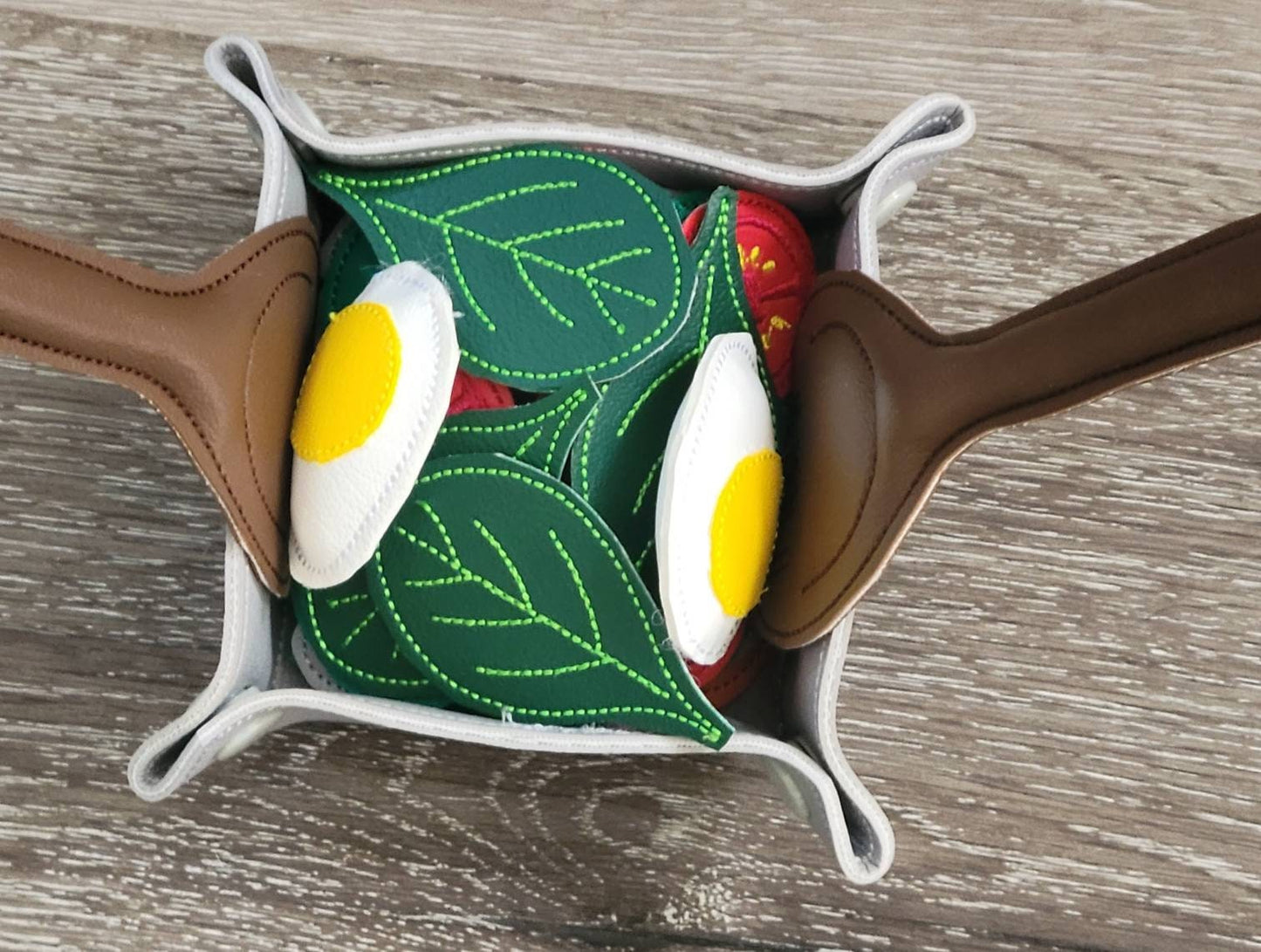 Felt Food Salad - Marine Vinyl Play Food - pretend play - build your own salad - play kitchen - realistic toy Food - gift for teachers