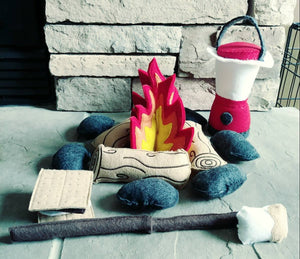 Felt Campfire with lantern play set - Felt Bonfire Playset - kids camping - play campfire - campfire play set - gift for kids
