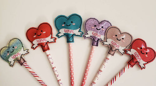 Valentines day gift - Pencil Toppers - class party favor - Heart - Valentines day Party Favor - gift for kids - Non Food Treat