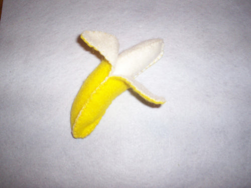 Felt Food Banana - removable Peel - pretend food - photography prop - play kitchen - pretend play - Learning toy - Educational - interactive