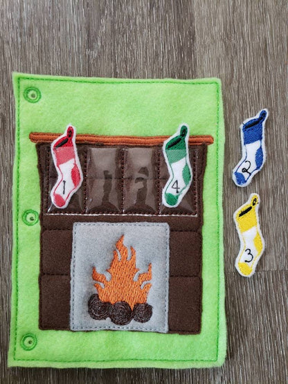 Personalized Felt Christmas Quiet Book, gift for toddler, Christmas Gift