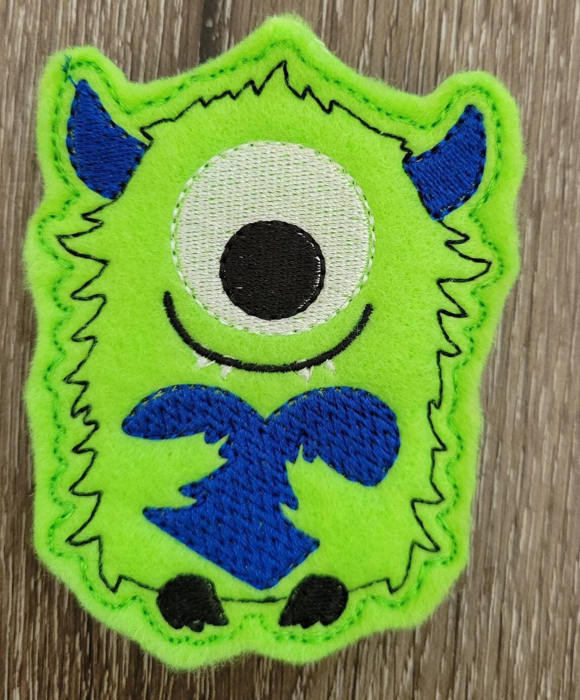 Valentines day gift for kids - lollipop holder- class party favor - monster - Treat - sucker holder - embroidered felt