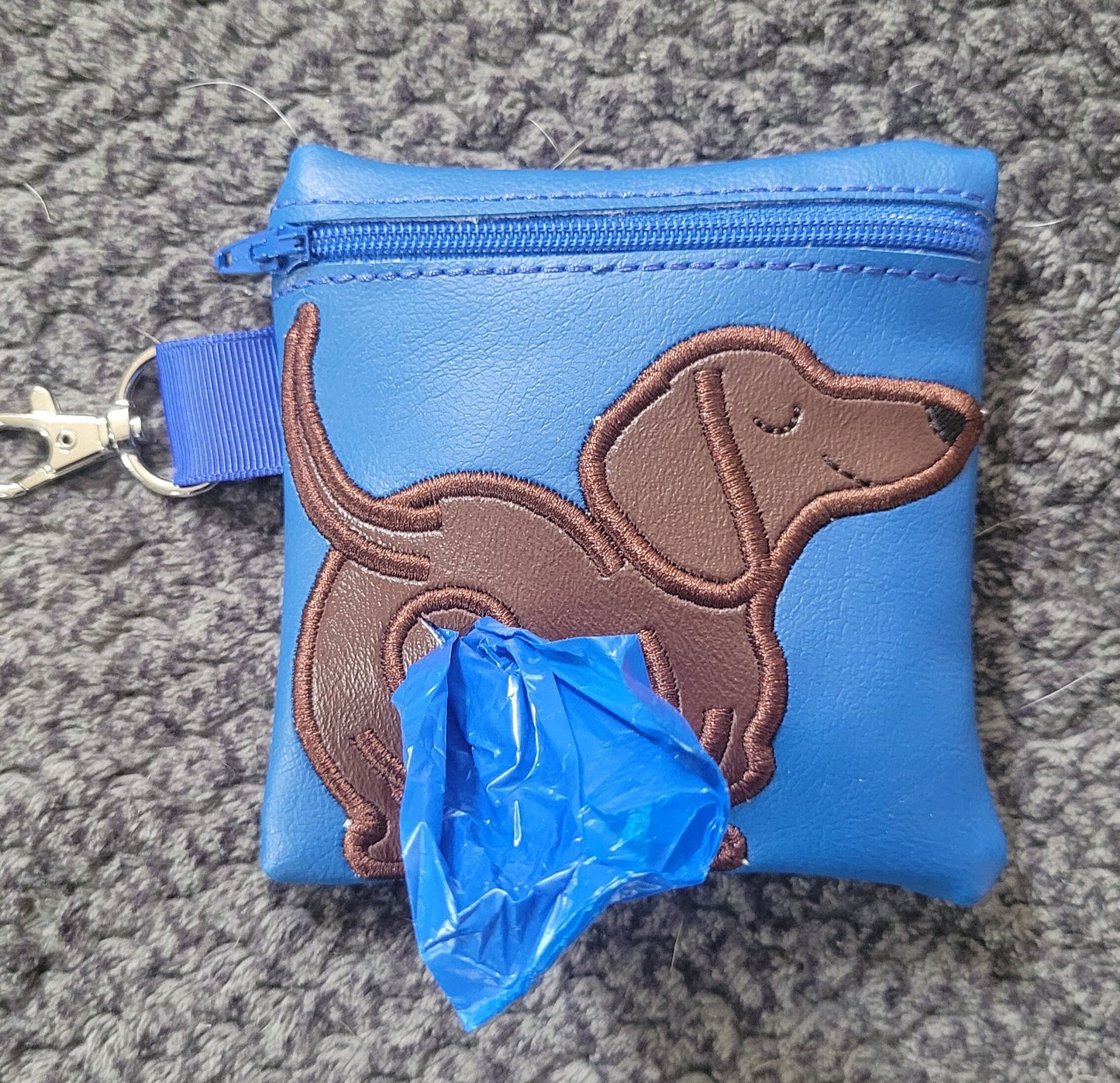 Dachshund Poop Bag Pouch - gift for dog lover - Zippered poop bag holder- Gift for Dog Walker - veterinarian - dog groomer