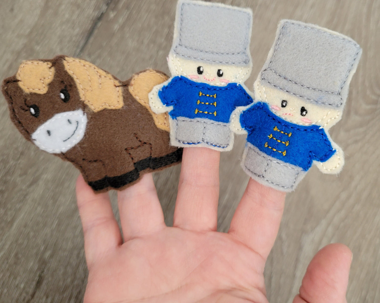 Humpty Dumpty Nursery Rhyme Finger Puppet Set - Cracked Egg - Kings Horses and Men - Educational